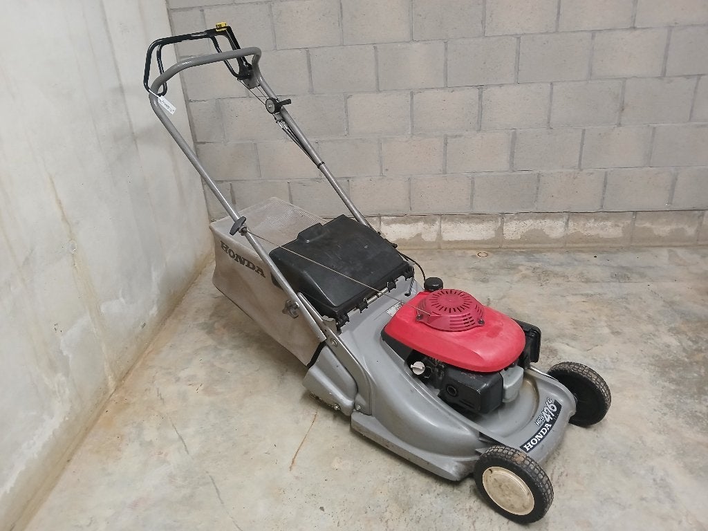 Tondeuse à gazon HRB 476 avec rouleau, Jardin & Terrasse, Tondeuse rotative, Enlèvement, Utilisé, Sac de ramassage