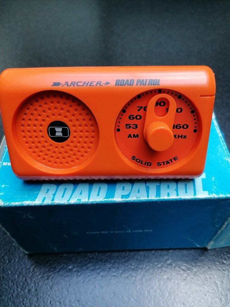 Vintage radio, Antiquités & Art, Curiosités & Brocante, Envoi
