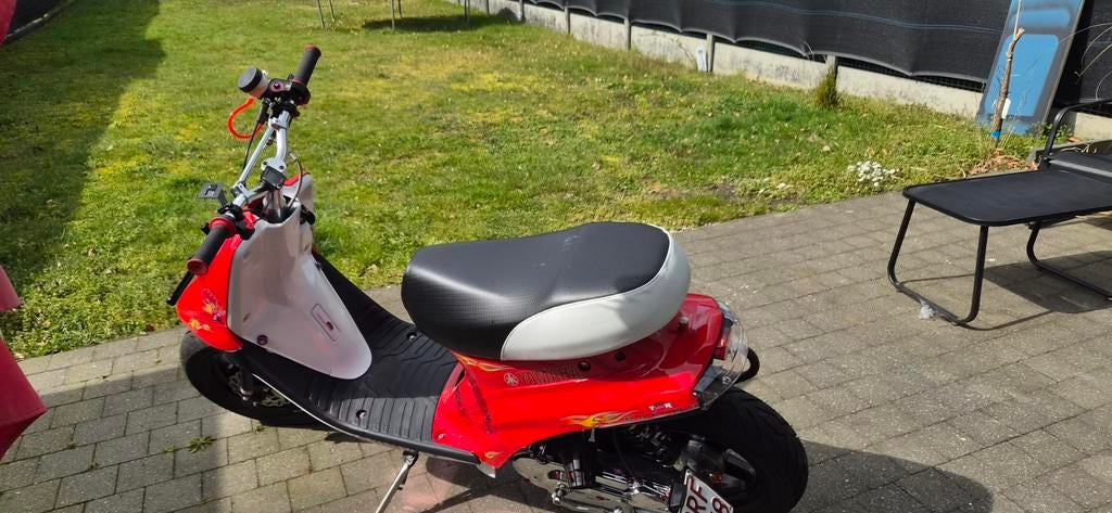 Booster op a1 papieren, Ophalen