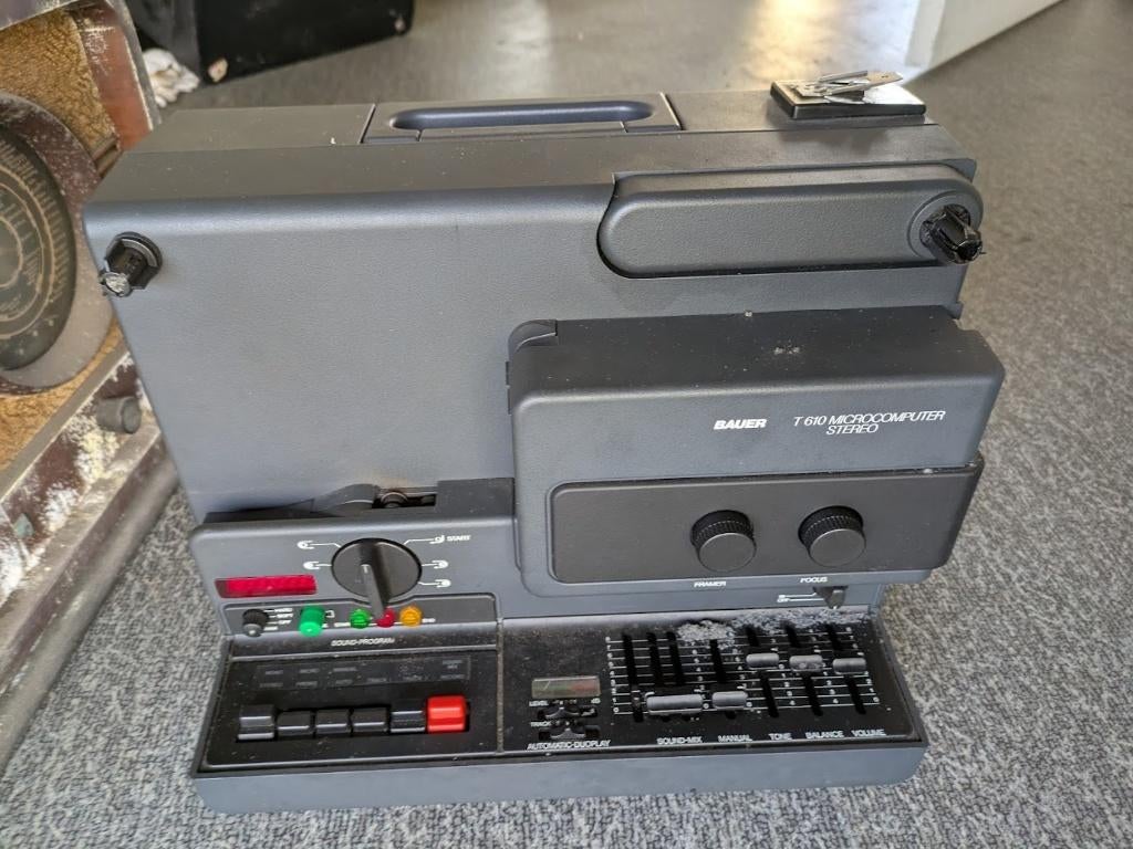 Bauer T610 Microcomputer Stereo, Ophalen, Filmcamera