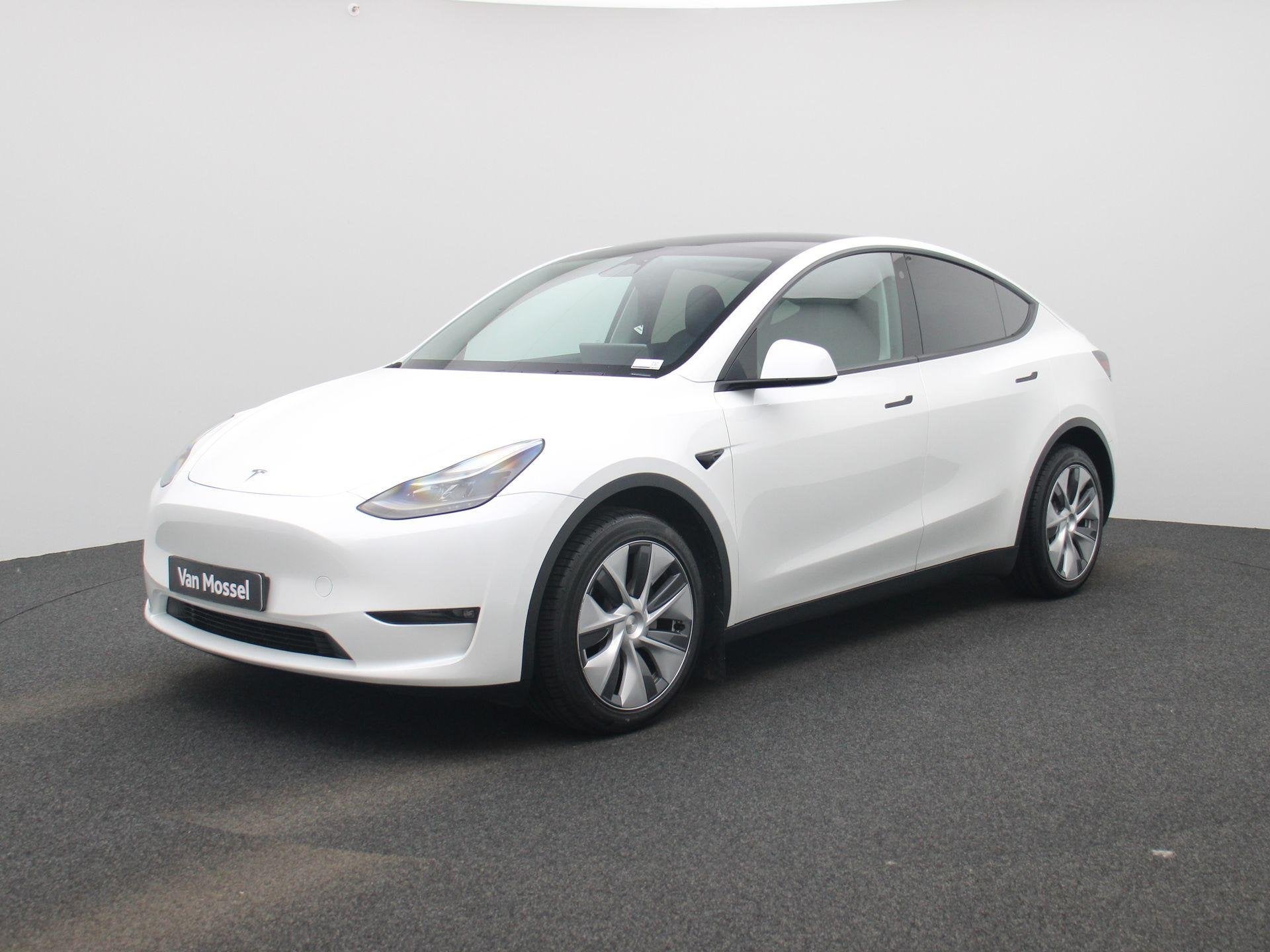 Tesla Model Y Long Range Dual Motor AWD | SOH 91,60%, Autos, Tesla, 378 kW, Achat, Entreprise, https://public.car-pass.be/vhr/48202e22-a694-47fb-8762-fbd6c418eff1