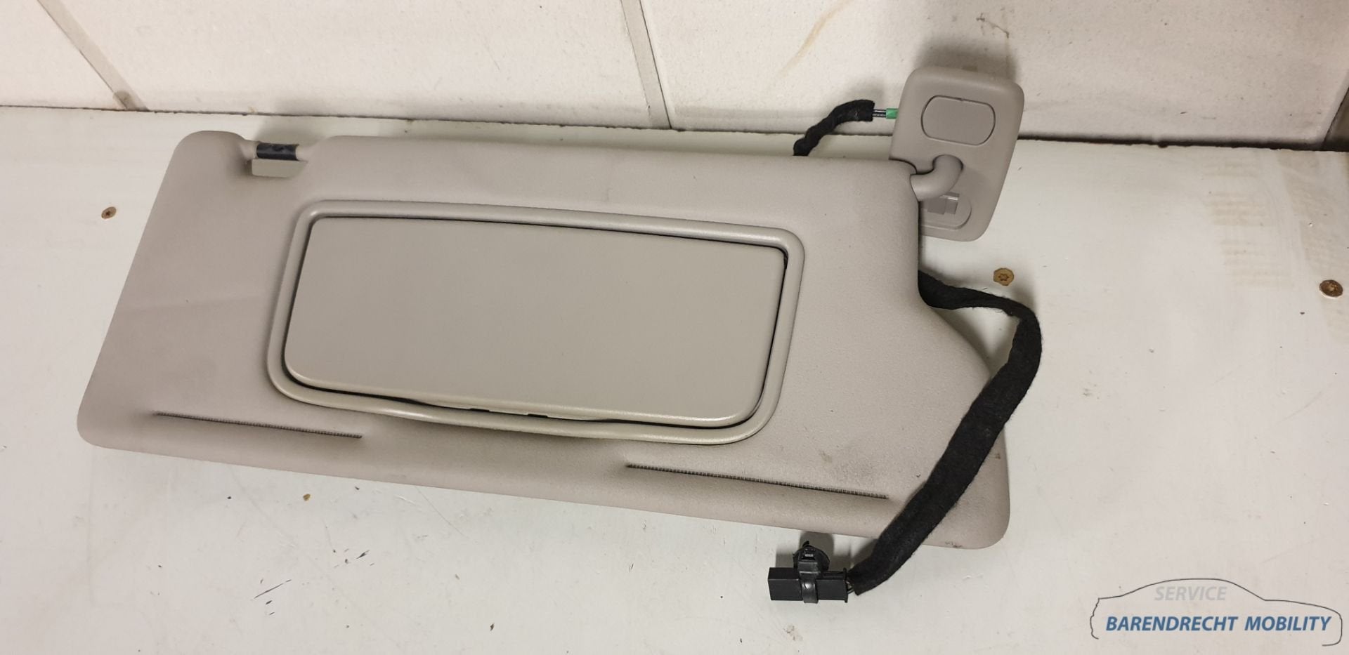 Pare-soleil Volvo C70 pare-soleil miroir de maquillage c t p, Gunnar Engellaus vag 8
405 31  Gothenburg, SE, Info@volvocars.com