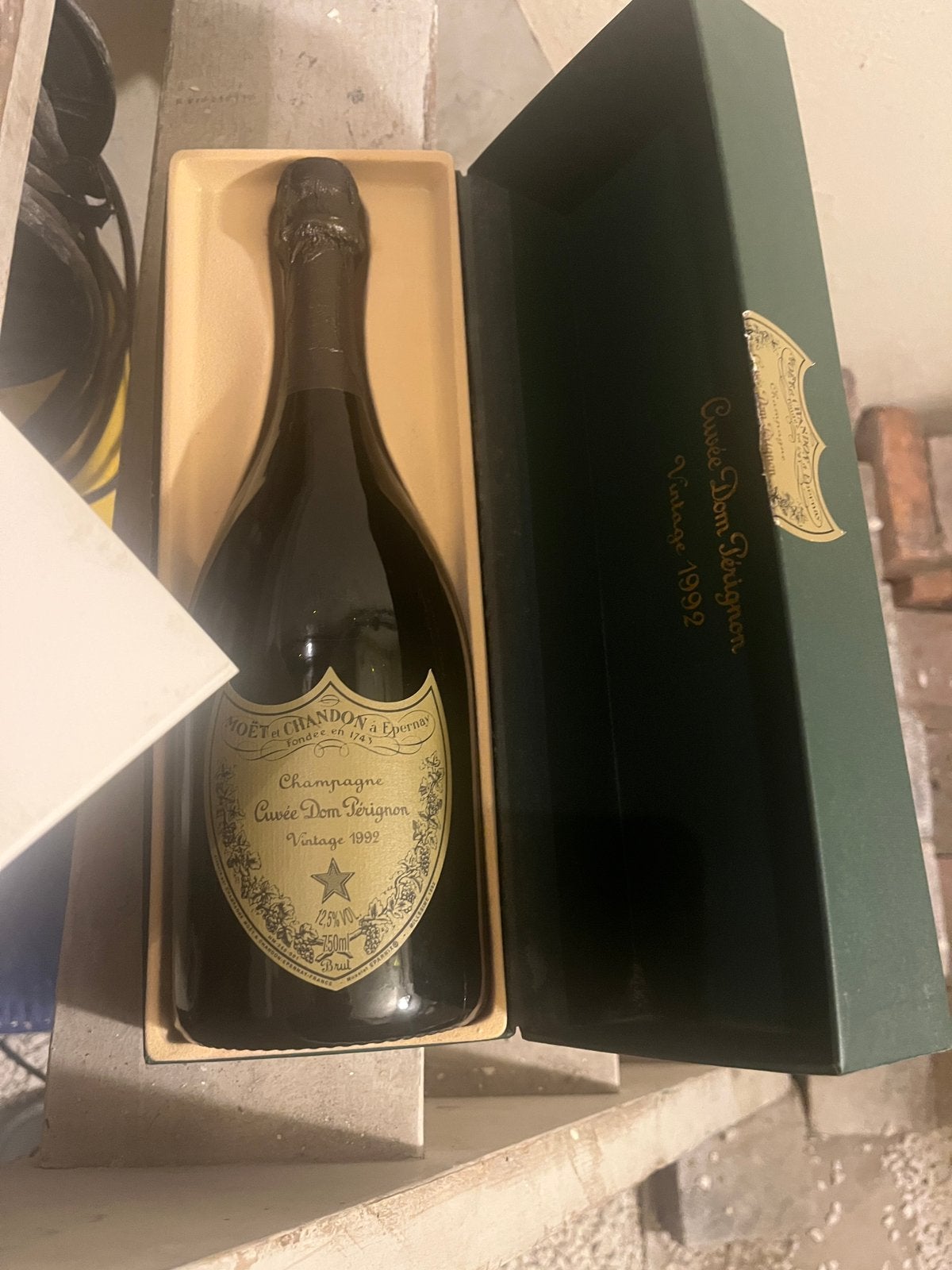 Dom perignon 1992, Ophalen, Zo goed als nieuw