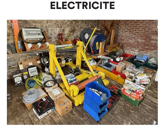 Lot de matériel et outillage électriques, Bricolage & Construction, Enlèvement, Comme neuf, Autres types