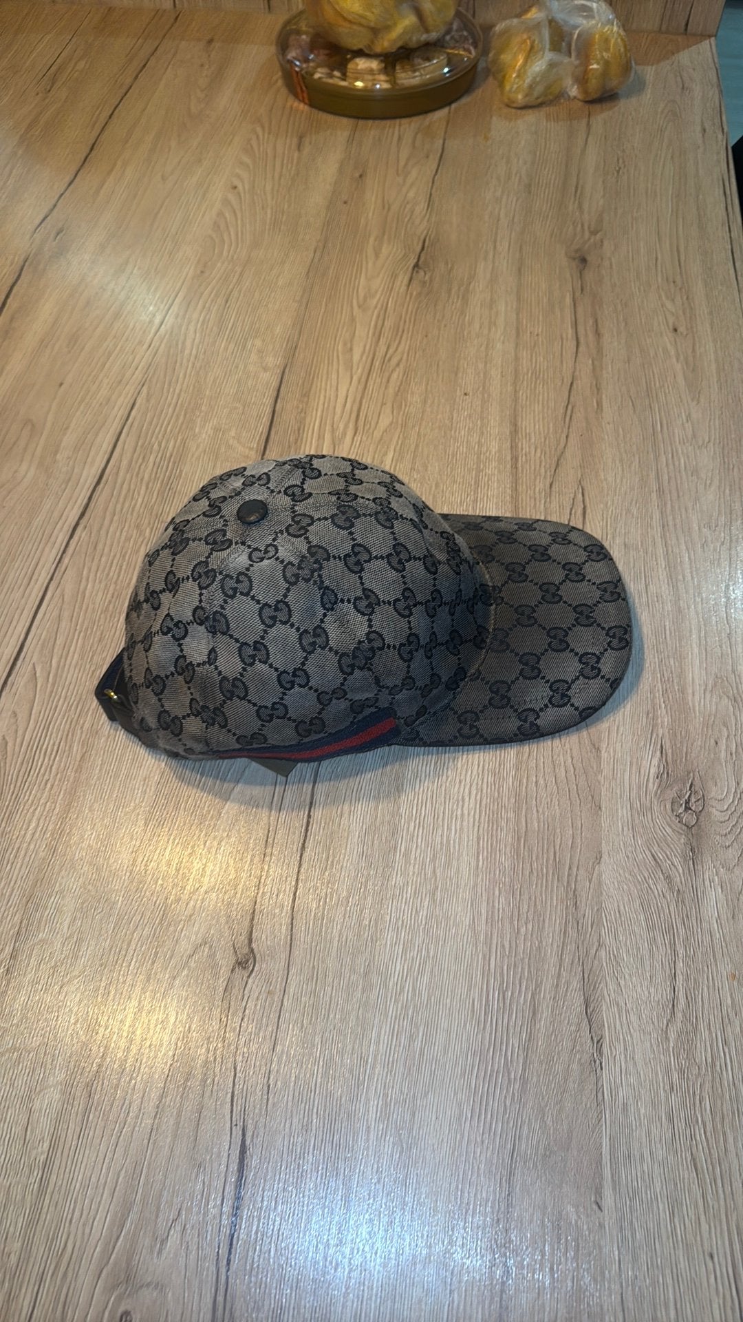 Gucci pet orgineel, Enlèvement, Porté, Casquette