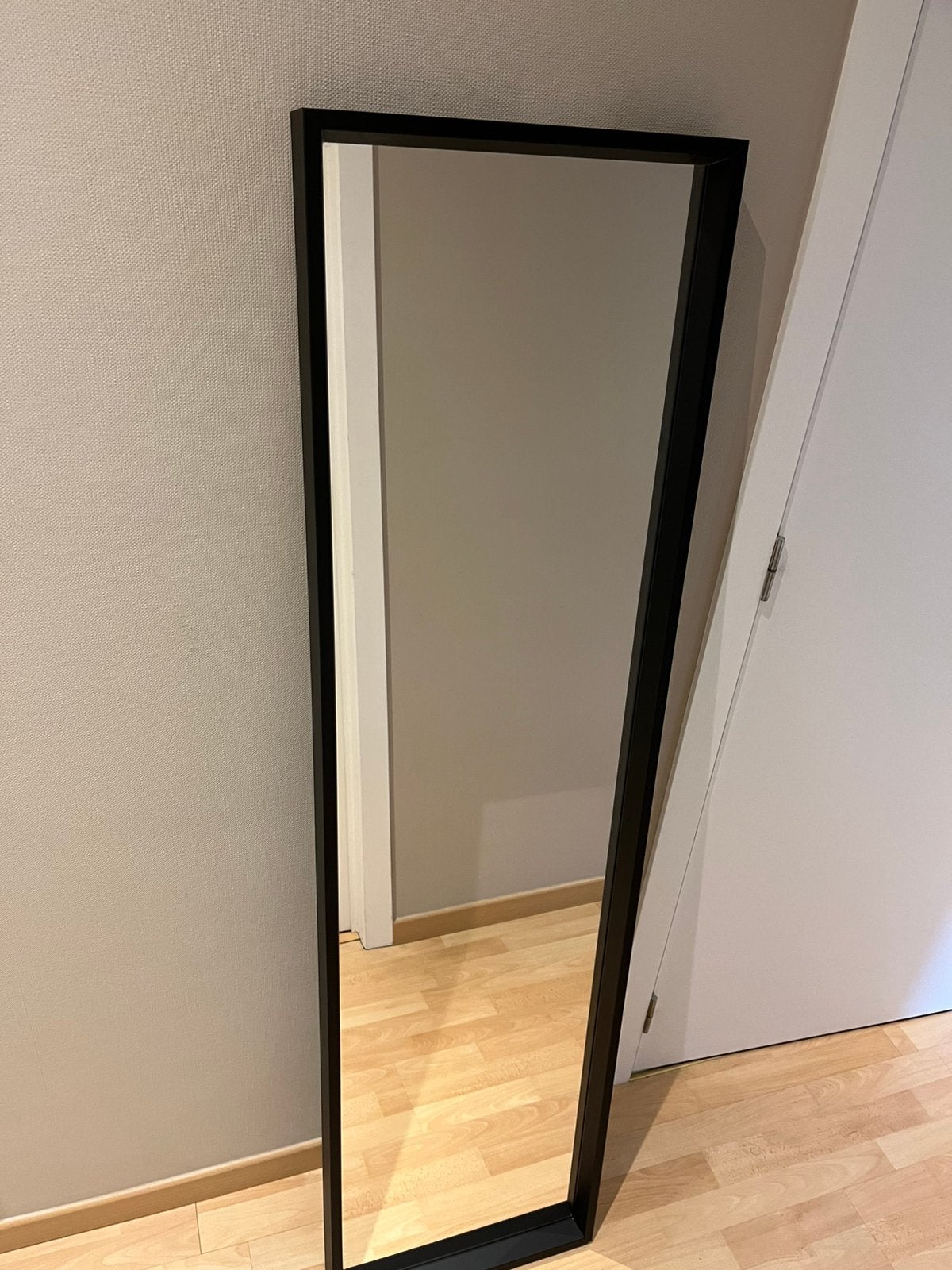 Spiegel Ikea zwart, Huis en Inrichting, Woonaccessoires | Spiegels, Ophalen, Minder dan 50 cm, Zo goed als nieuw, 150 tot 200 cm