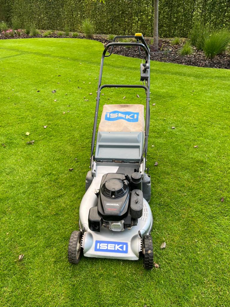 Grasmaaier Iseki met rol/wals, Tuin en Terras, Grasmaaiers, Ophalen, Cirkelmaaier, Gebruikt, 50 cm of meer