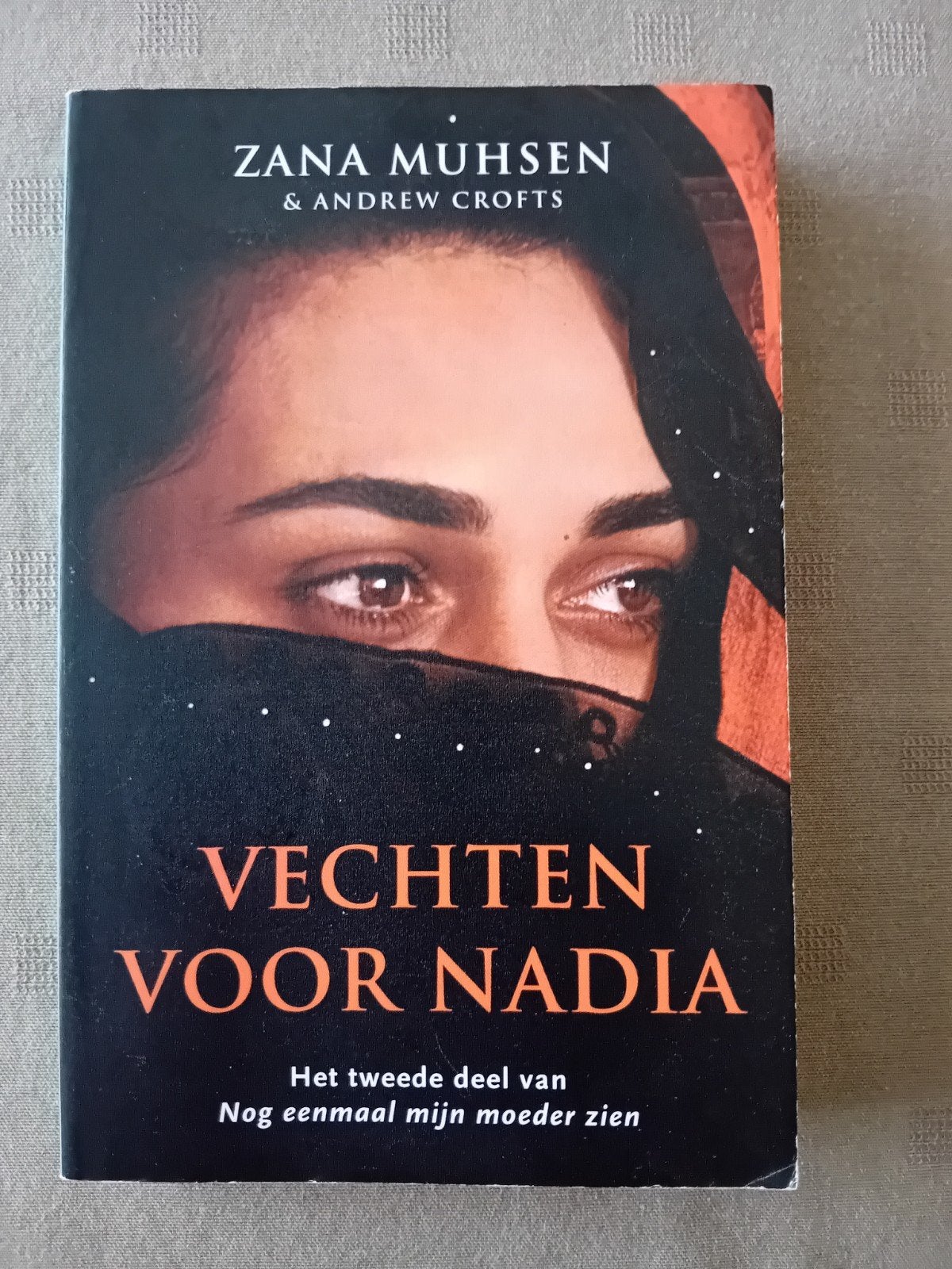 Z. Muhsen - Vechten voor Nadia, Boeken, Ophalen of Verzenden, Gelezen, Z. Muhsen; Andrew Crofts