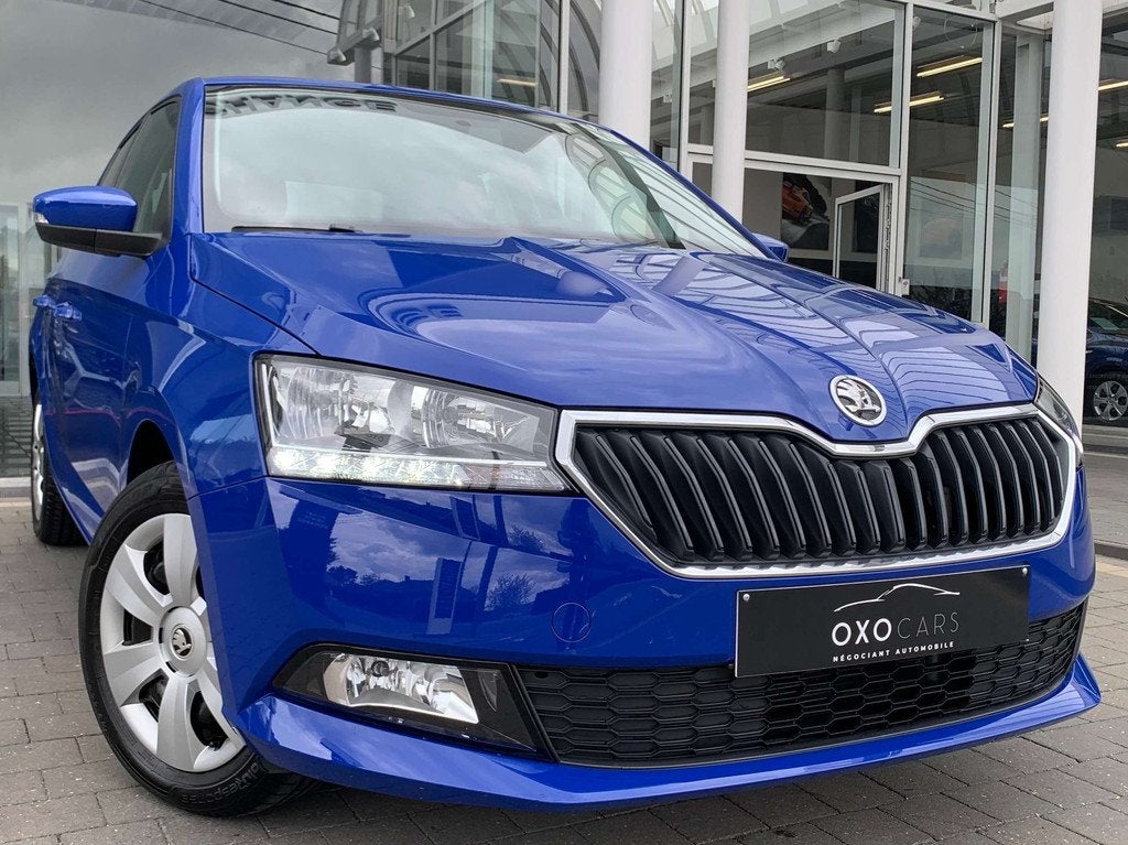 Skoda Fabia 1.0i Essence / Airco / CarPlay / Bluetooth / Fai, Auto's, Stof, Gebruikt, Euro 6, Blauw