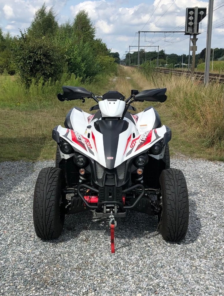 Quad TGB target 600, 12 à 35 kW, 1 cylindre, 561 cm³