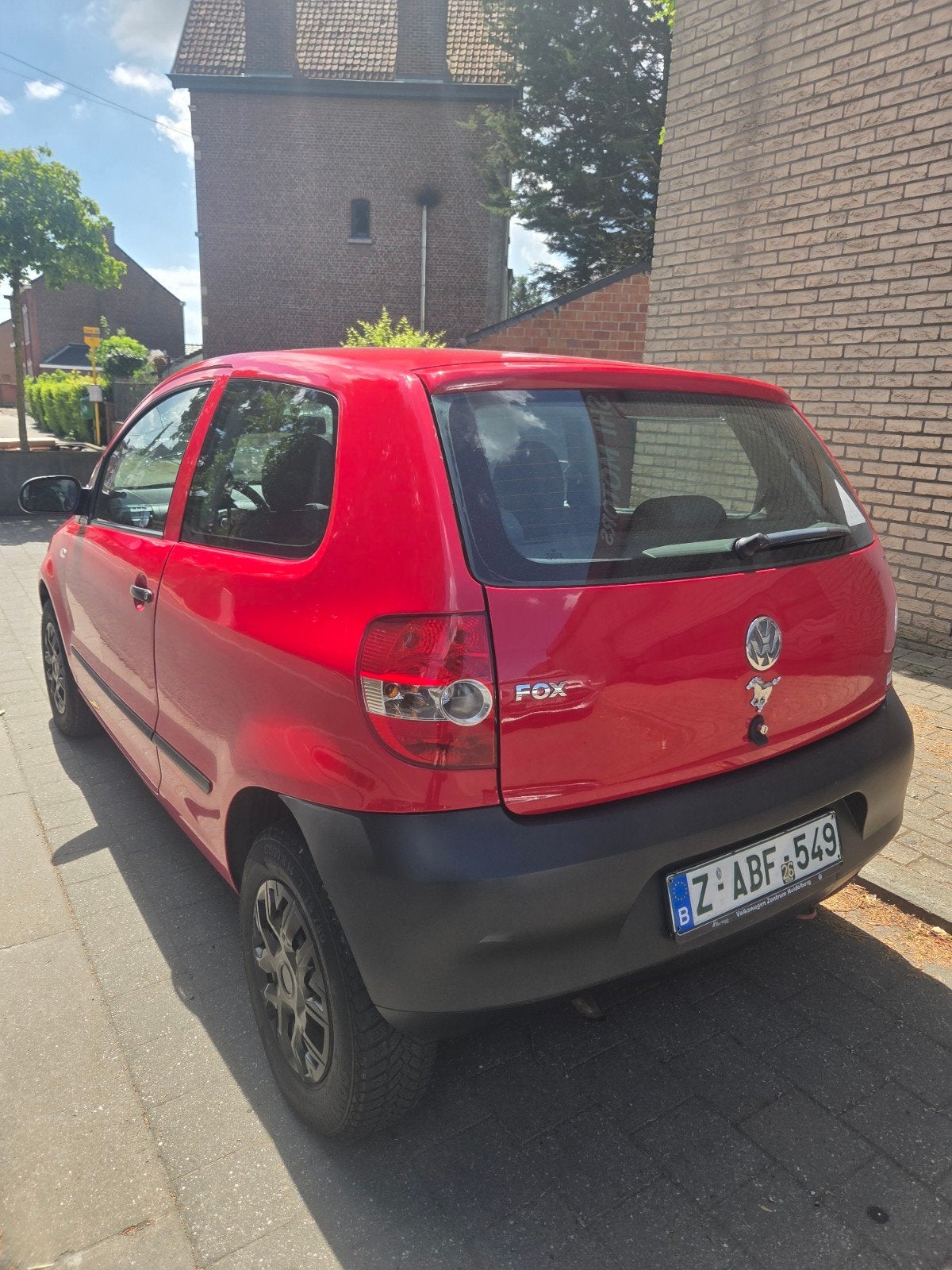 Volkswagen Fox 1.2 benzine  // 1200€ negociable, Auto's, Elektrische ramen, Bedrijf, Fox, Rood