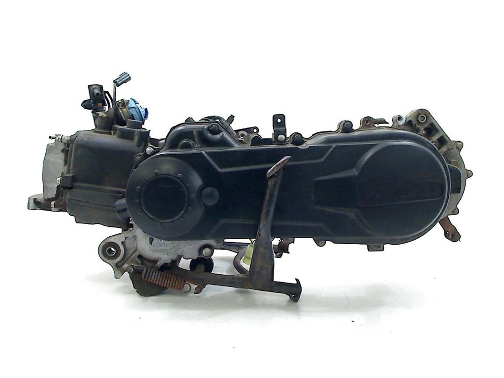 BLOC MOTEUR Kymco Super 8R 50 (01-2023/-), Vélos & Vélomoteurs, P.J. Troelstraweg 8 8
3144 CX  MAASSLUIS, NL, Utilisé, Autres types