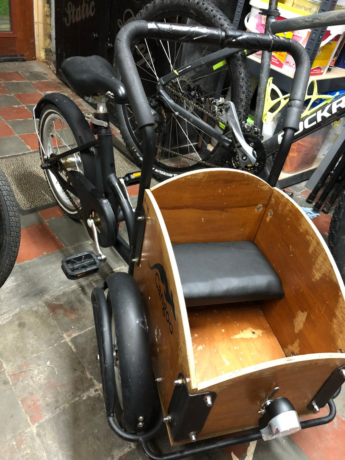 Kinder bakfiets, Fietsen en Brommers, Terugtraprem, Gebruikt, 1 kind, Ophalen