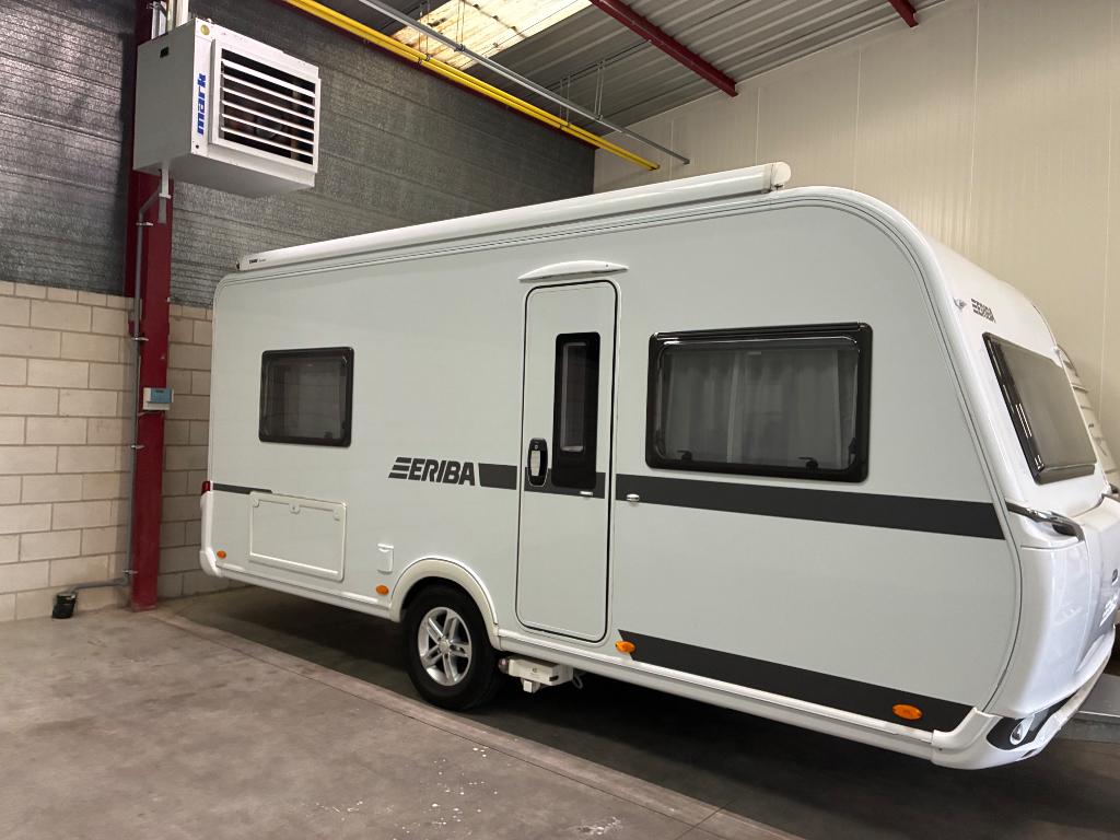 Eriba Nova 440, Caravans en Kamperen, Standaardzit, Frans bed, Particulier, Schokbreker