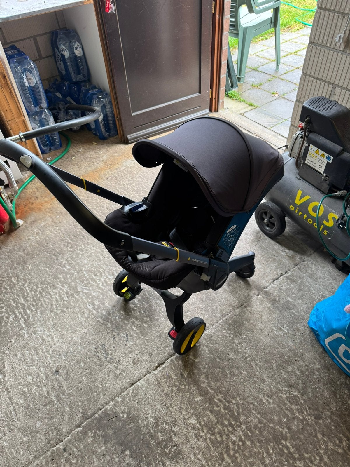 Doona maxi cosi, Kinderen en Baby's, Ophalen, Zo goed als nieuw