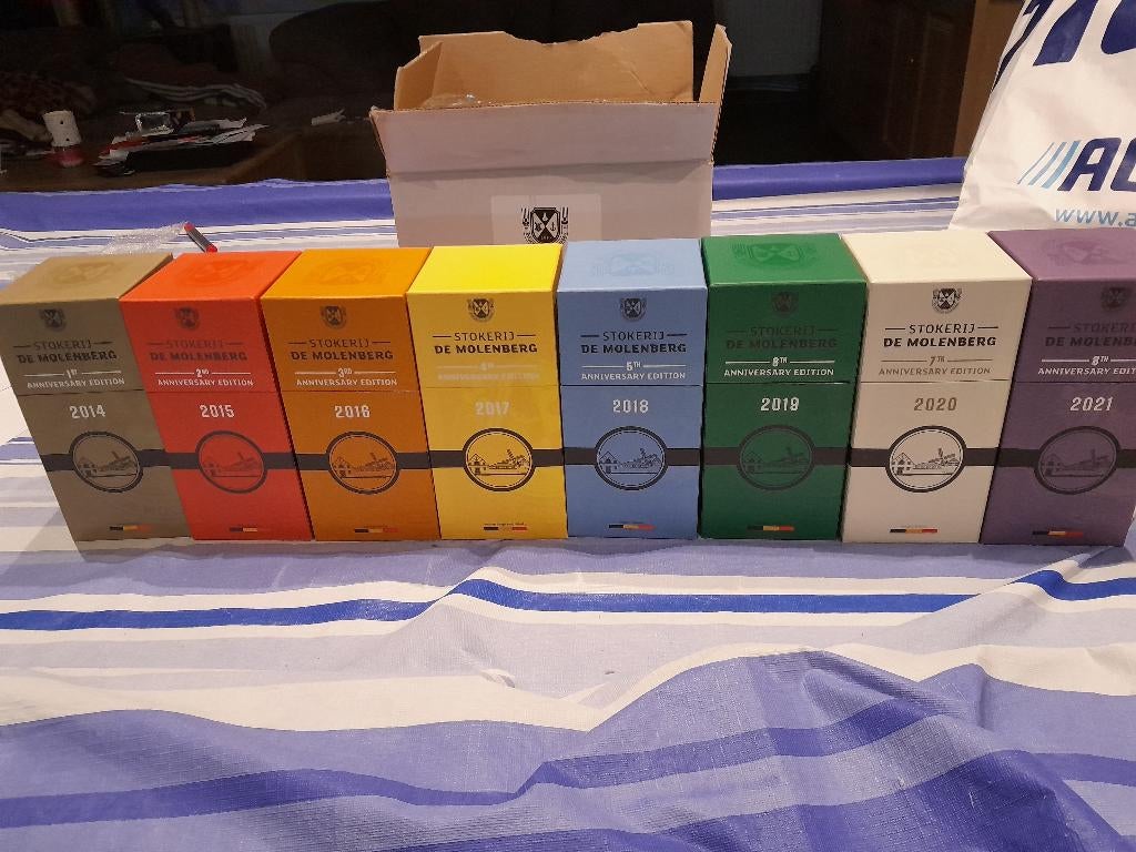 Set 2014 tot 2021 stokerij molenberg,  gouden carolus, Enlèvement