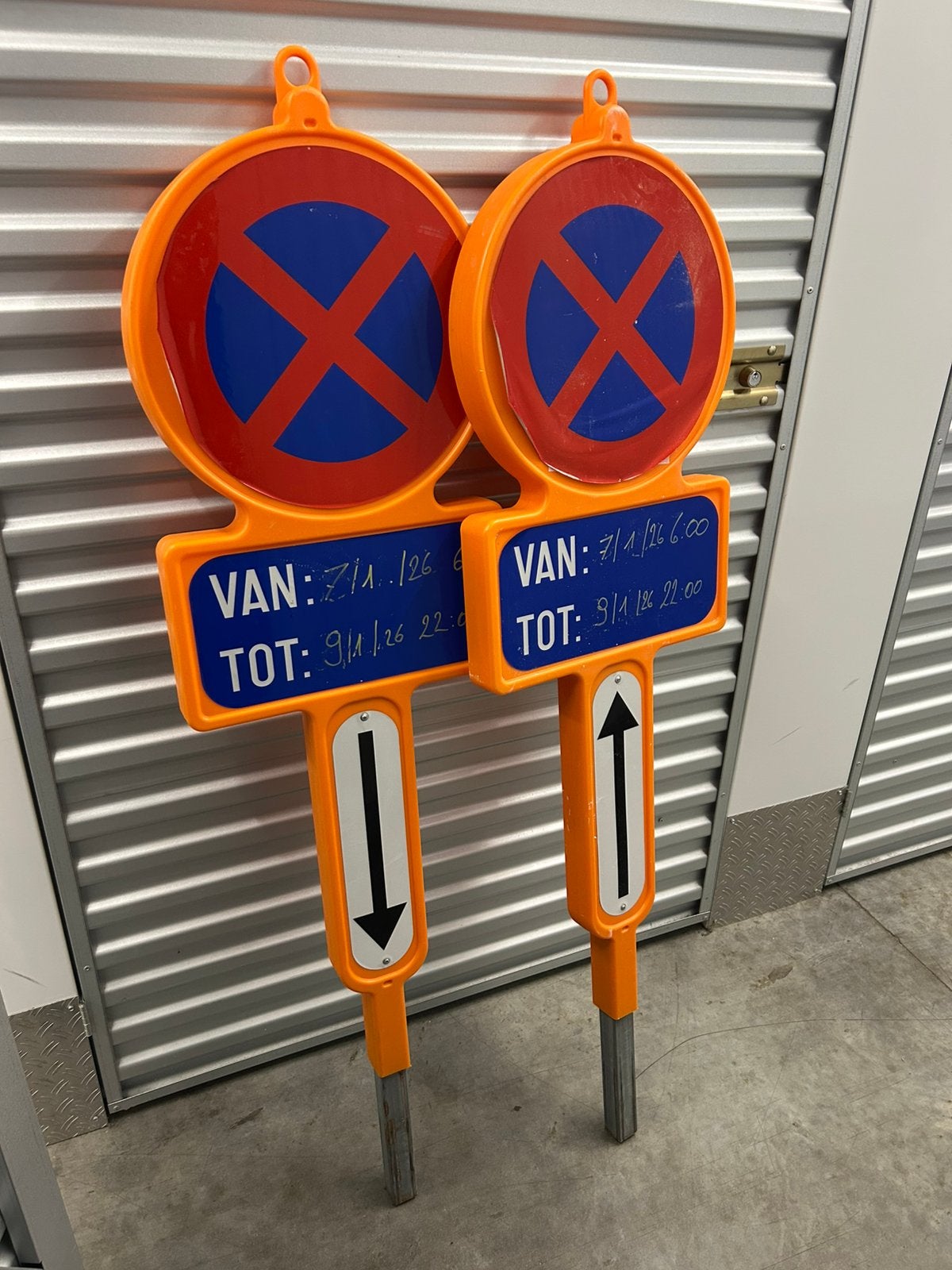 Parkeerverboden met voet, Ophalen