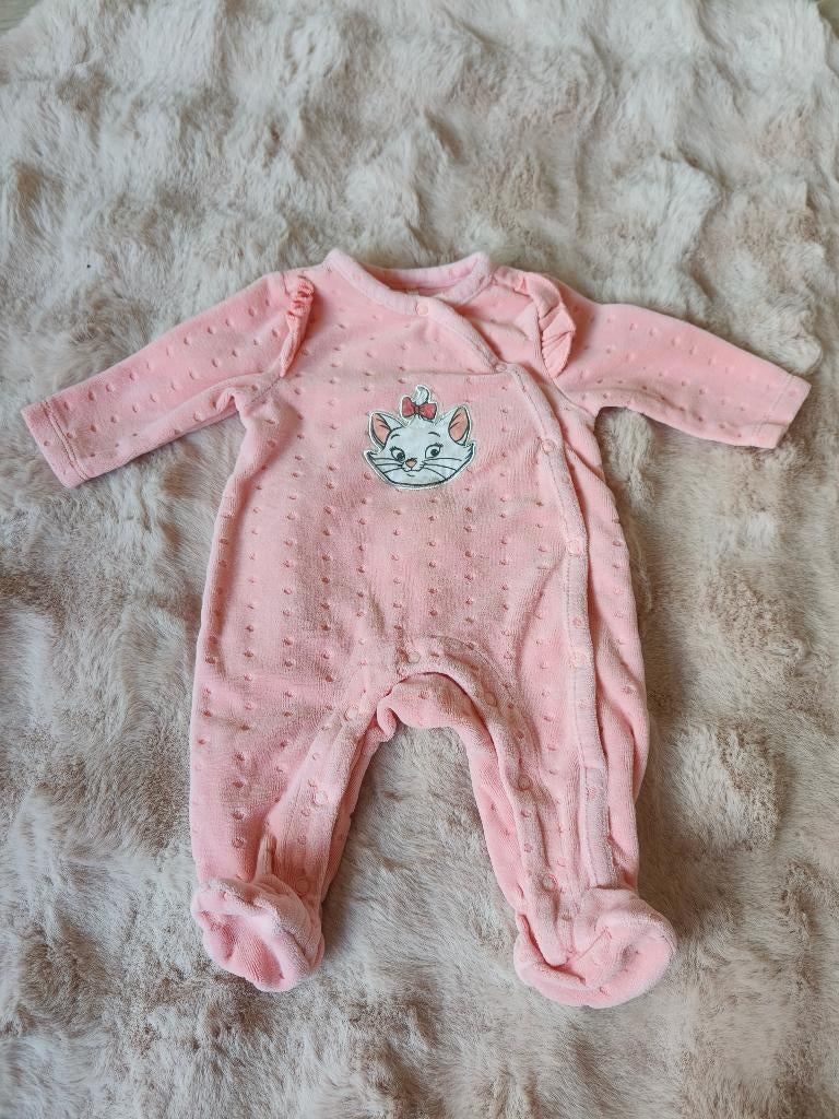 2 Pyjama s winter maat 54, Kinderen en Baby's, Babykleding | Maat 56, Ophalen, Nacht- of Onderkleding, Meisje, Zo goed als nieuw