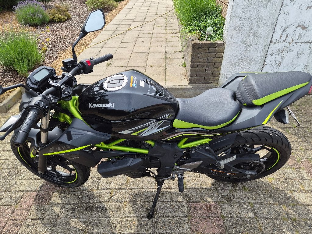 Kawazaki Z125 naked bike, Occasion, Motorrijbewijs A, Particulier, 125 cc