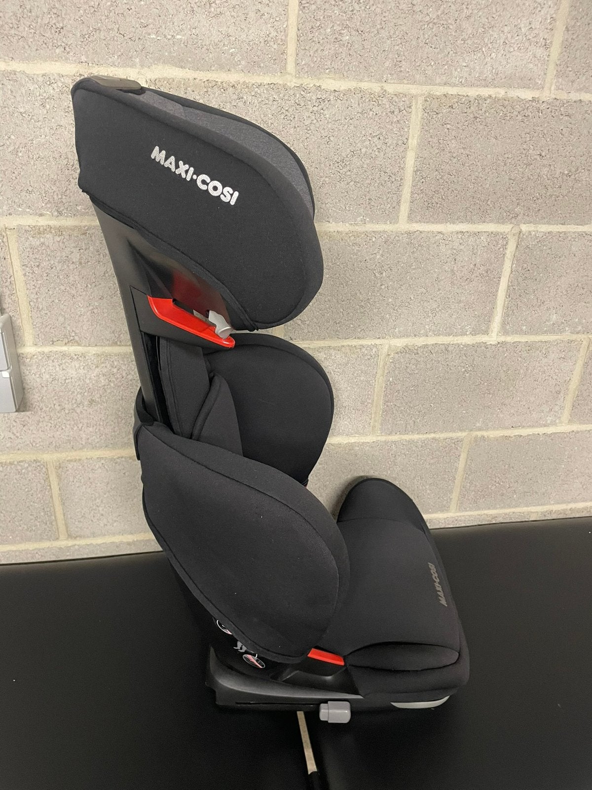 Maxi Cosi autostoel zwart isofix (3 tot 12 jaar), Mode veille, Comme neuf, 9 à 36 kg, Enlèvement