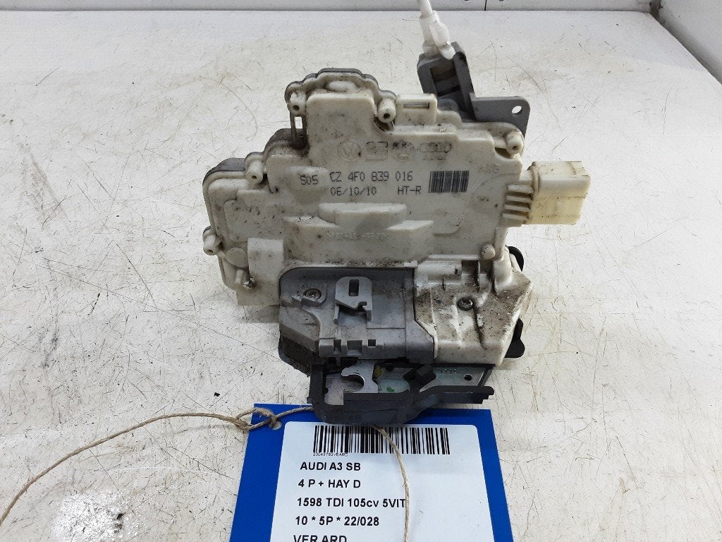 SERRURE DE PORTE ARRIÈRE DROITE Audi A3 Sportback (8PA), Utilisé, Arrière, Audi