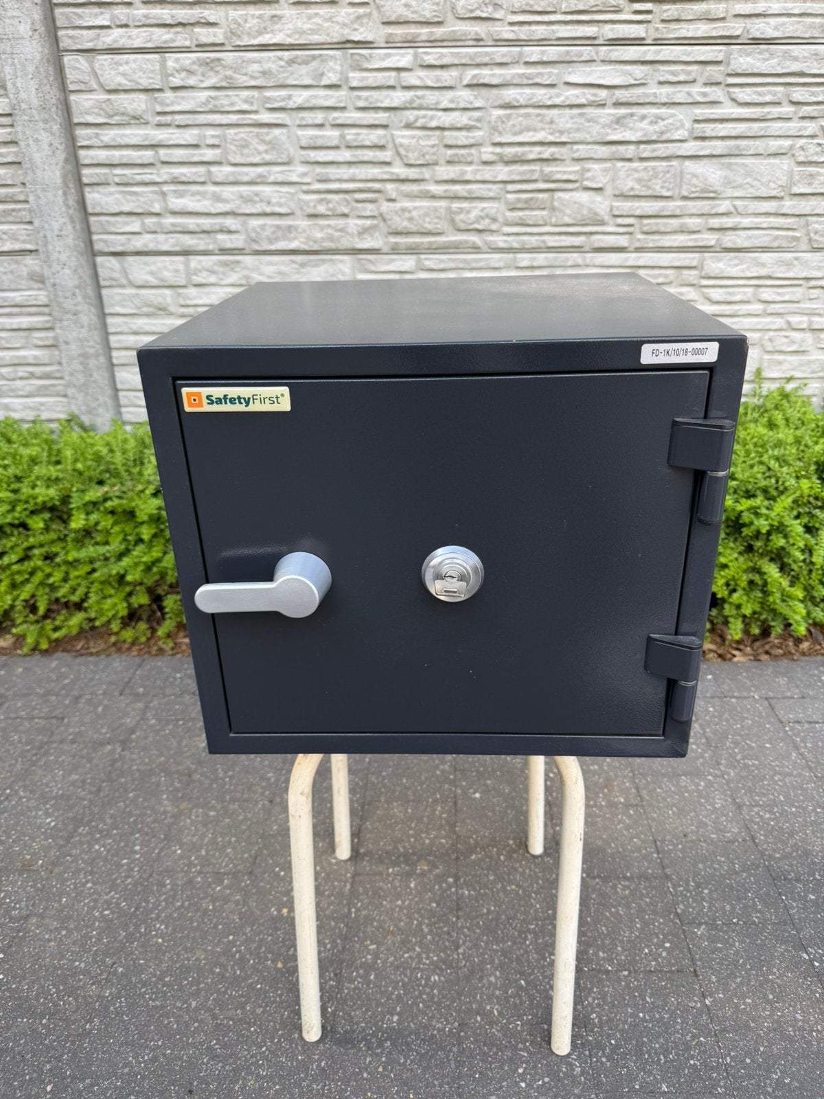 Safety first kluis brandkast met brandvertraging, Ophalen, Zo goed als nieuw, Brandkast