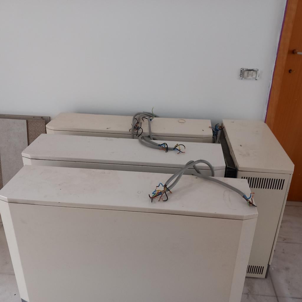 Accumulateurs électriques (vieux fer), Enlèvement, Utilisé, 80 cm ou plus, Autres types