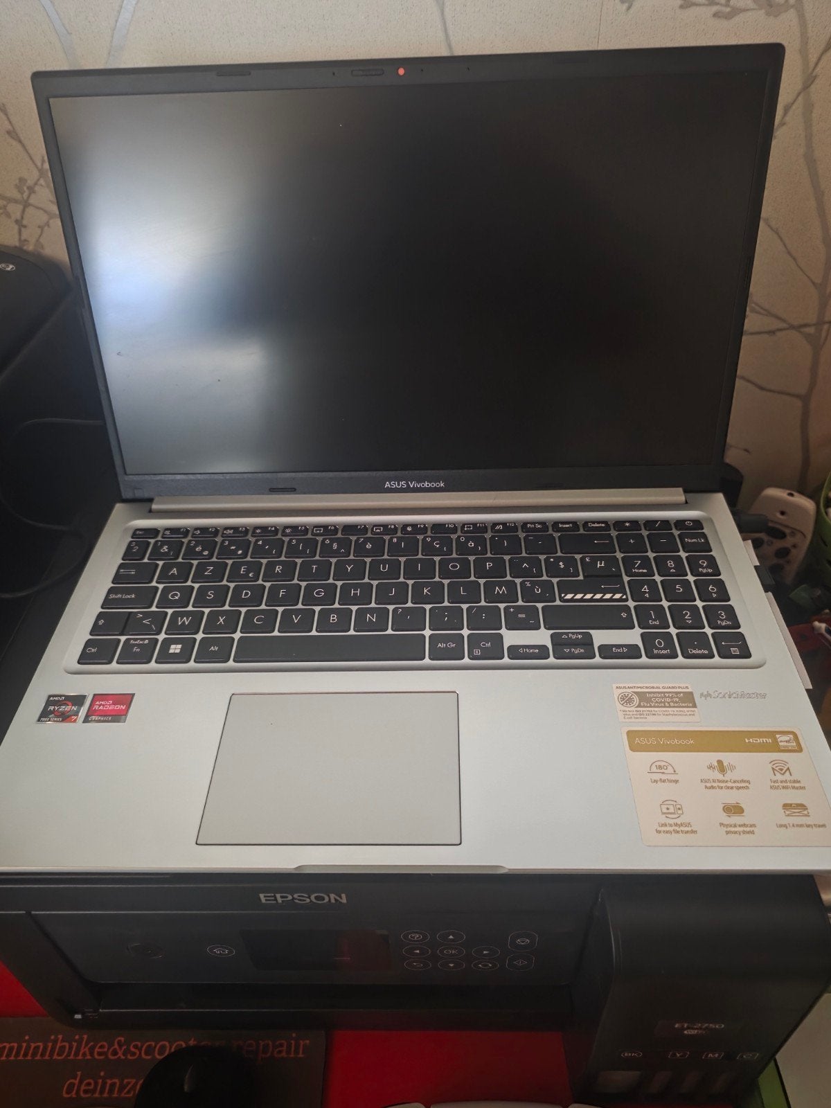 ordinateur portable Asus Vivobook 15,6 pouces, 4 Ghz ou plus, Enlèvement, Amd Ryzen 7 7700, SSD