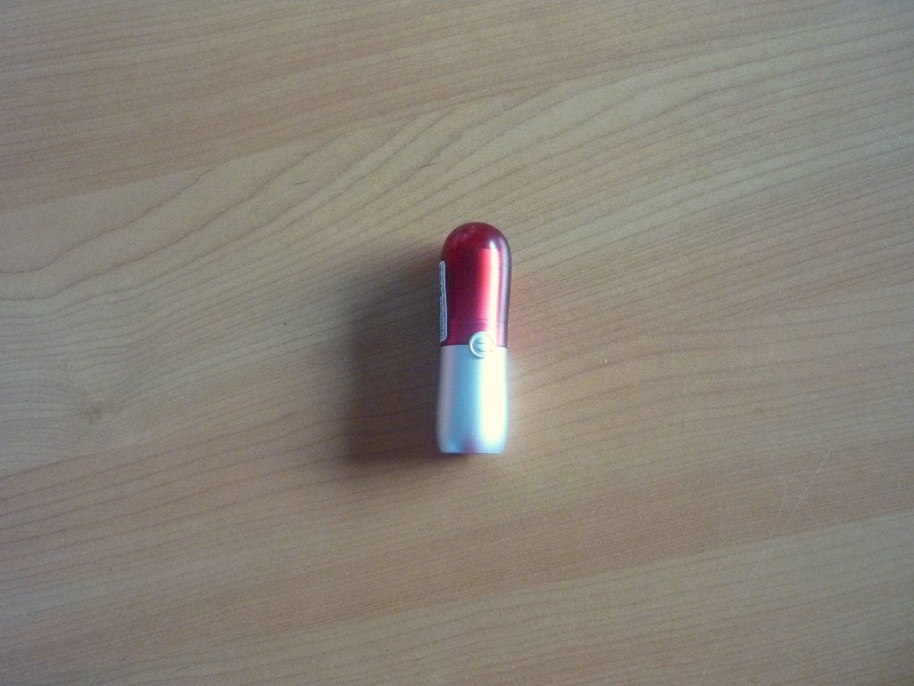 Essence Velvet matte lipstick rode lippenstift 09, Ophalen of Verzenden