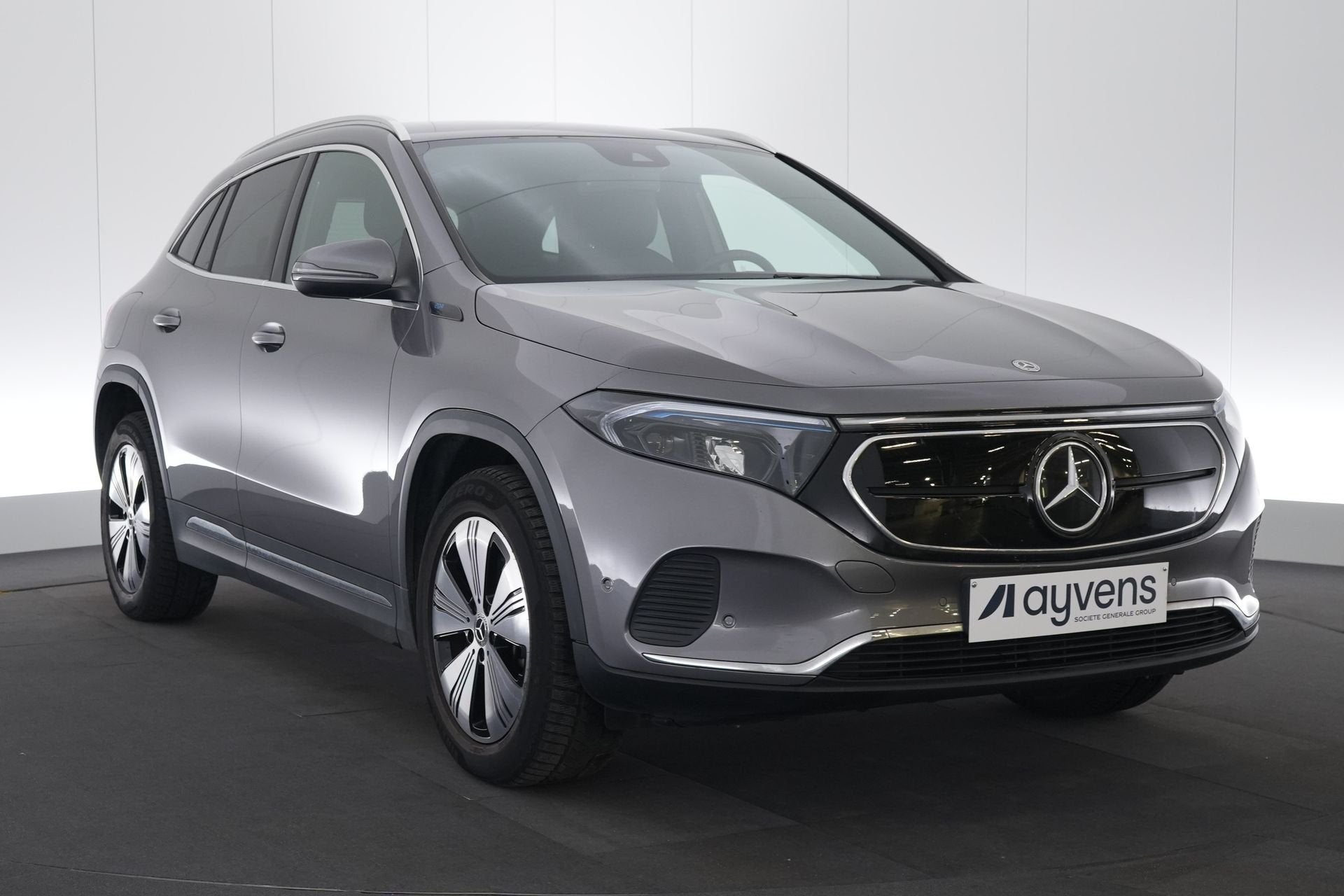 (2ASA856) MERCEDES-BENZ EQA, Argent ou Gris, Achat, Entreprise, Carnet d'entretien