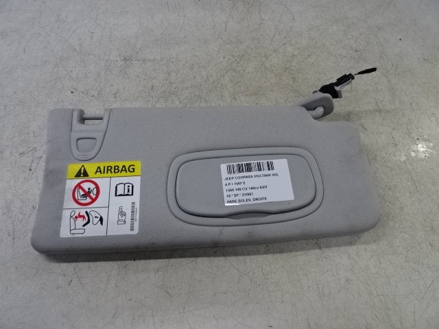 ZONNEKLEP RECHTS Jeep Compass (MP) (01-2016/-), Gebruikt, Jeep