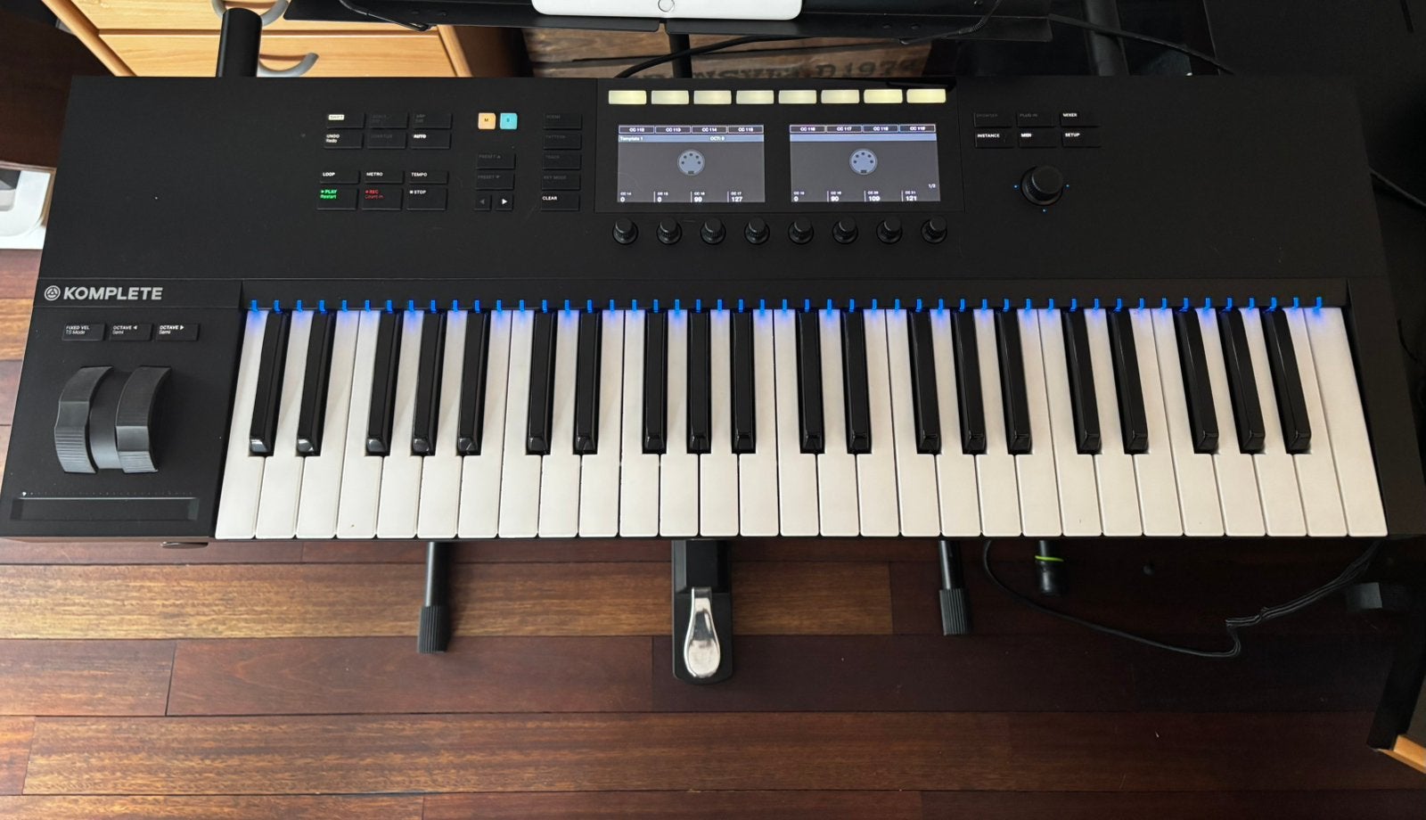 Native Instruments Komplete Kontrol s49 Mk2, Enlèvement, Comme neuf