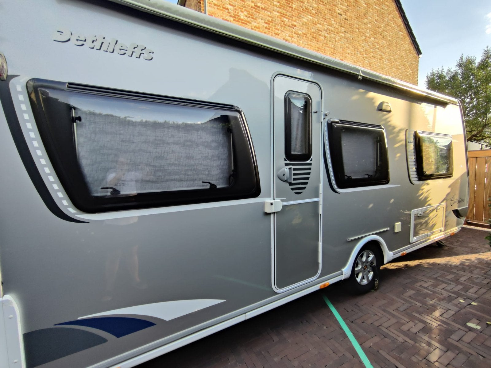 Dethleffs Beduin Emotion: airco, mover, luifel, voortent!, Caravanes & Camping, Grand lit, Particulier, Dethleffs, 7 à 8 mètres