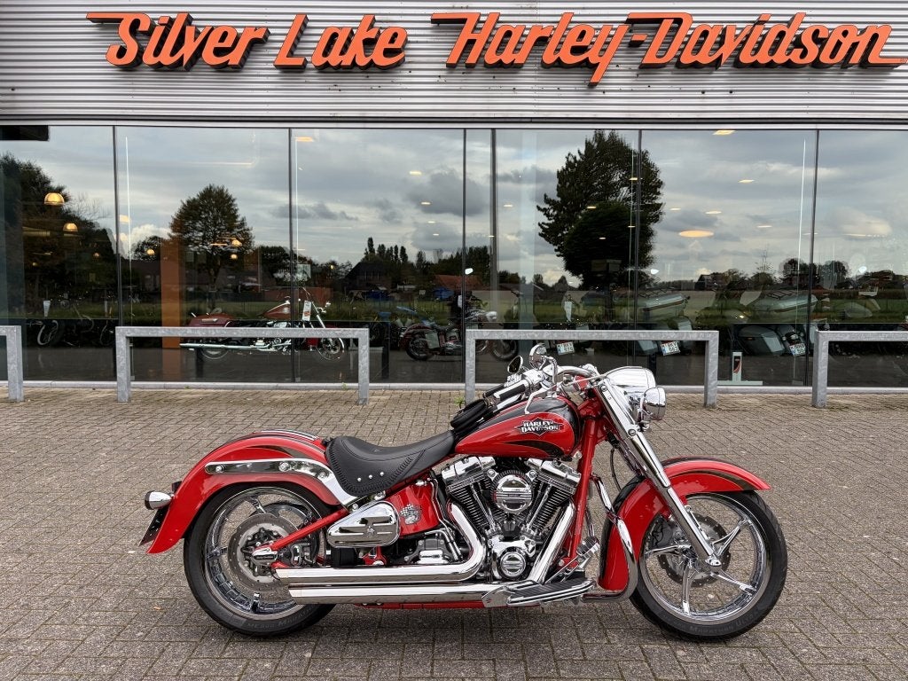 Harley-Davidson CVO Convertible met 12 maanden waarborg, Occasion, 1802 cm³, Autre, Manuelle