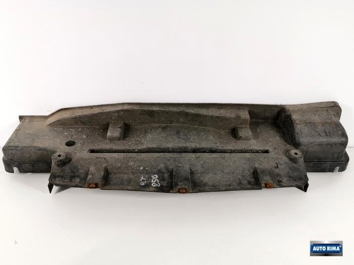 Bumper onderplaat van een Volvo 850, Gebruikt, -, -, Ophalen of Verzenden