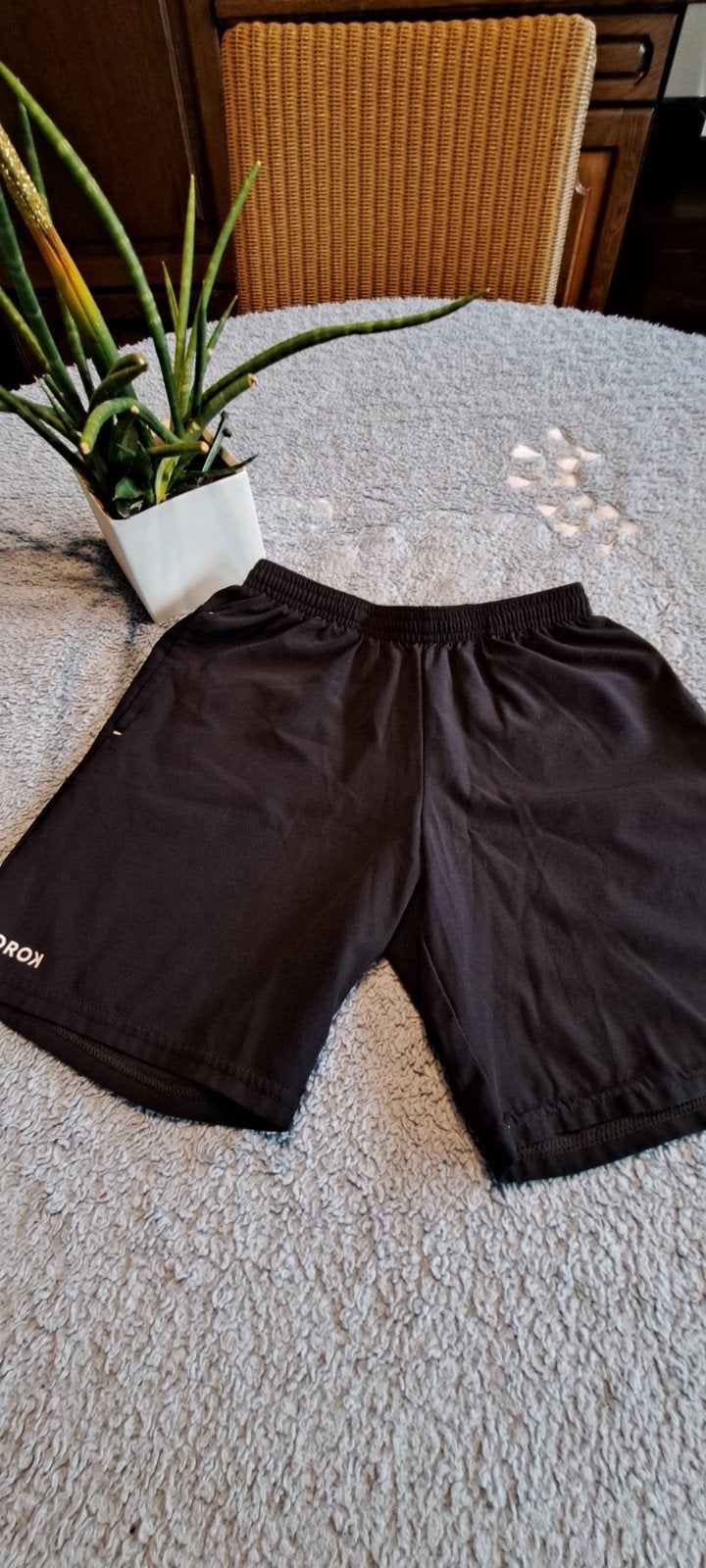 Sport short maat122, Kinderen en Baby's, Ophalen of Verzenden, Zo goed als nieuw, Korok, Broek