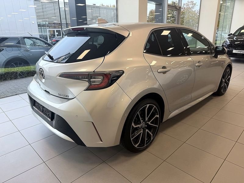 Toyota Corolla Hybrid Premium Plus e-CVT, Auto's, 122 pk, Gebruikt, 4 cilinders, 110 g/km