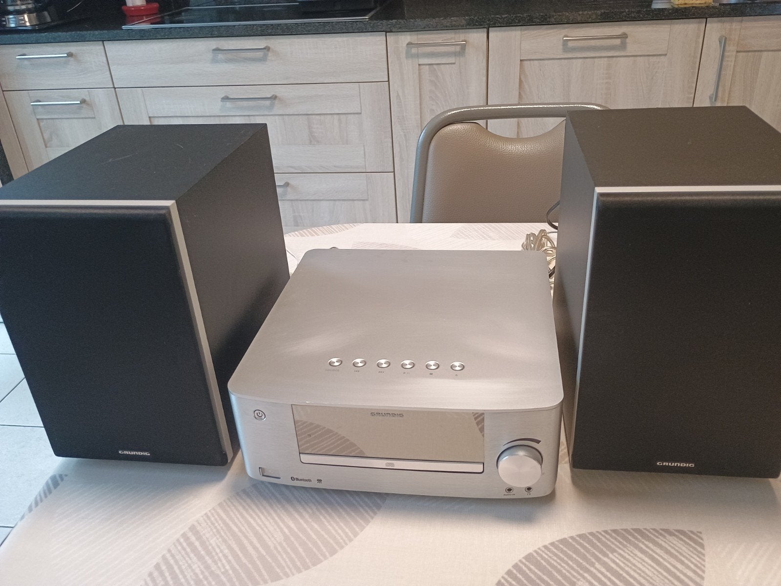 Stereo Hifi keten Grundig met afstandsbediening, Bluetooth, Ophalen