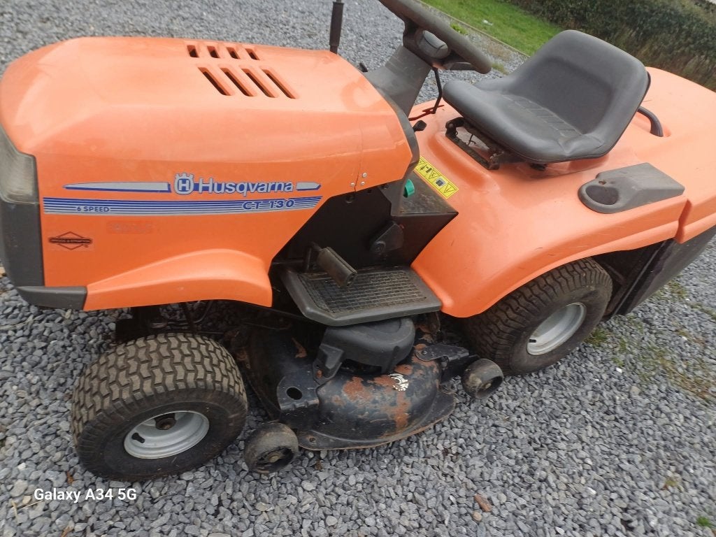 Tracteur tondeuse Husqvarna lire l'annonce, Jardin & Terrasse, Enlèvement, Utilisé, Démarrage électrique, 90 à 120 cm