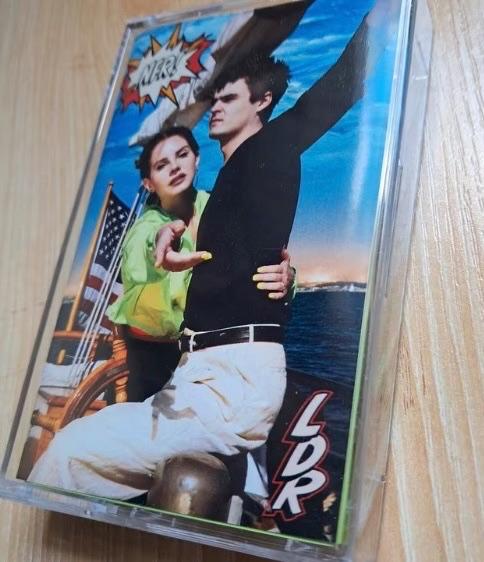 Lana Del Rey NFR cassette (zeldzaam), 1 bandje, Ophalen of Verzenden, Zo goed als nieuw, Origineel