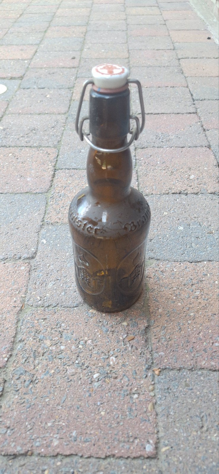 Bouteille de bière allemande, Collections, Objets militaires | Seconde Guerre mondiale, Enlèvement
