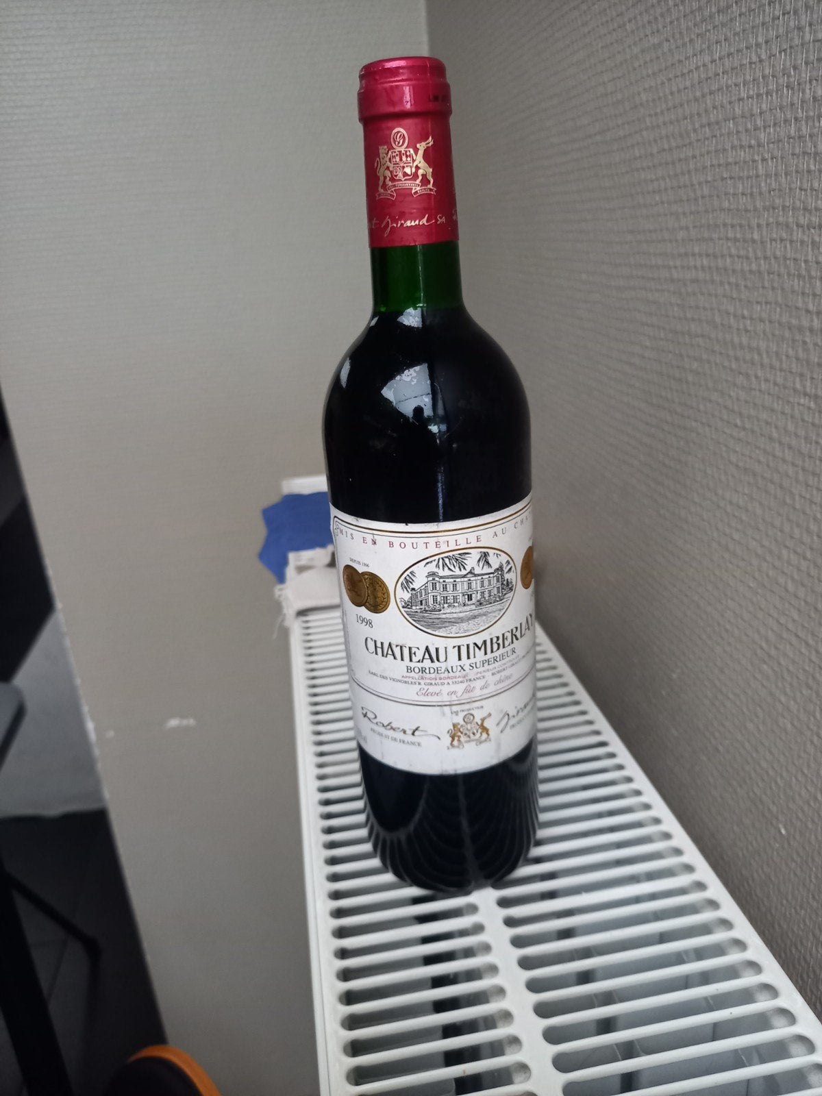 Chateau Timberlay, Collections, Vins, Neuf, Enlèvement ou Envoi, Pleine, Vin rouge