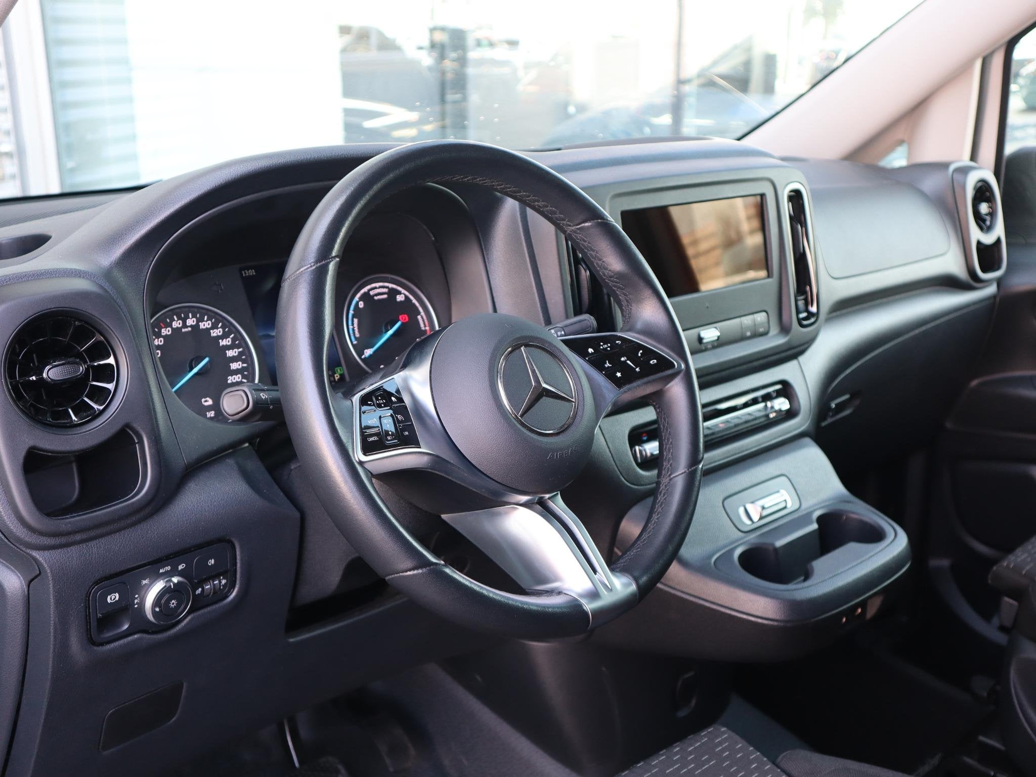 Mercedes-Benz eVito 112 L3 FACELIFT 286km WLTP, Autos, Achat, 280 km, Entreprise, 2 places