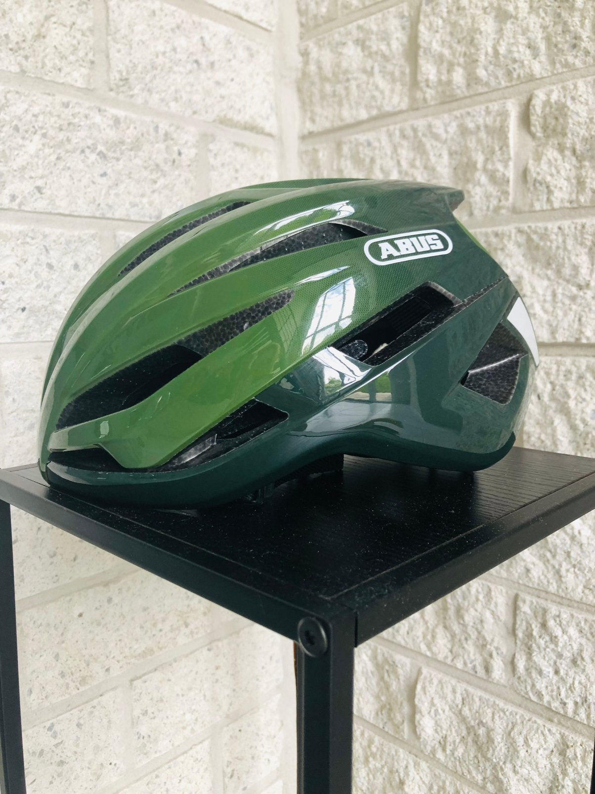 Nieuwe fietshelm van ABUS Stormchaser maat 51-55 cm, Ophalen, Nieuw, S, Heer of Dame