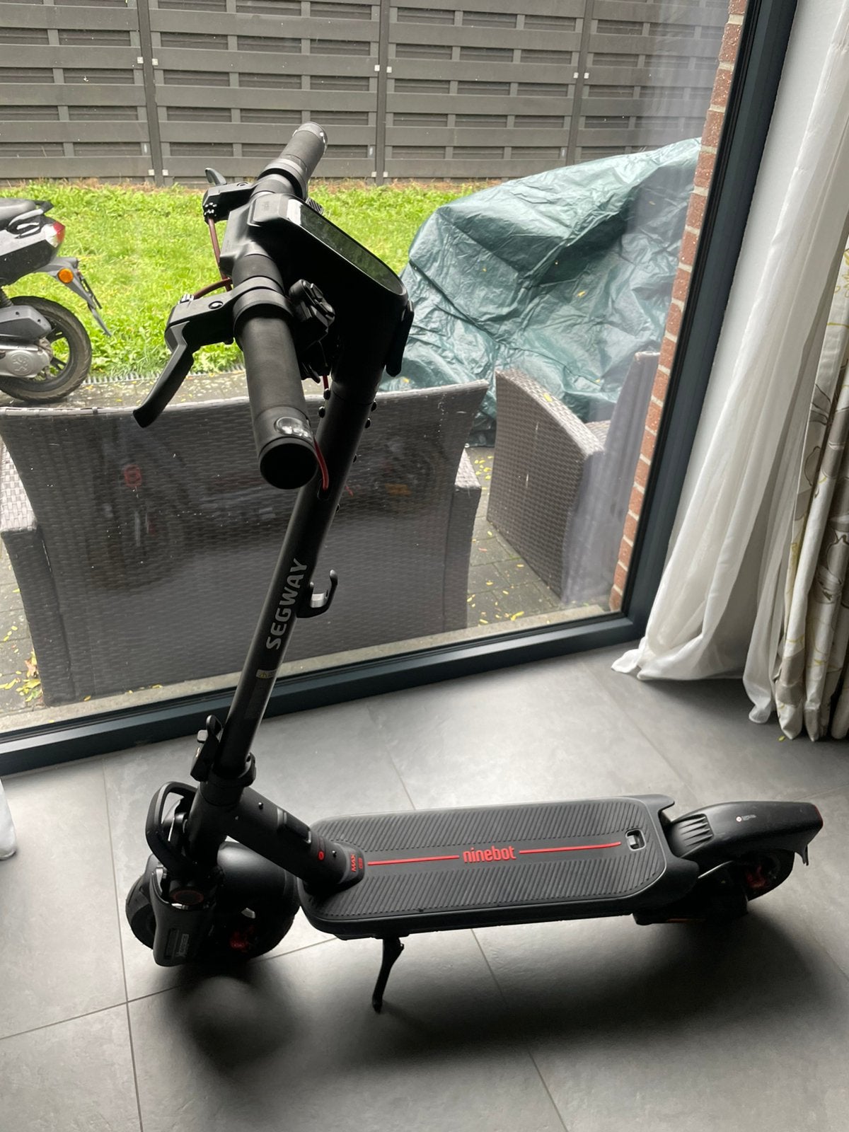 Ninebot Max G3, Ophalen of Verzenden, Zo goed als nieuw, Elektrische step (E-scooter)