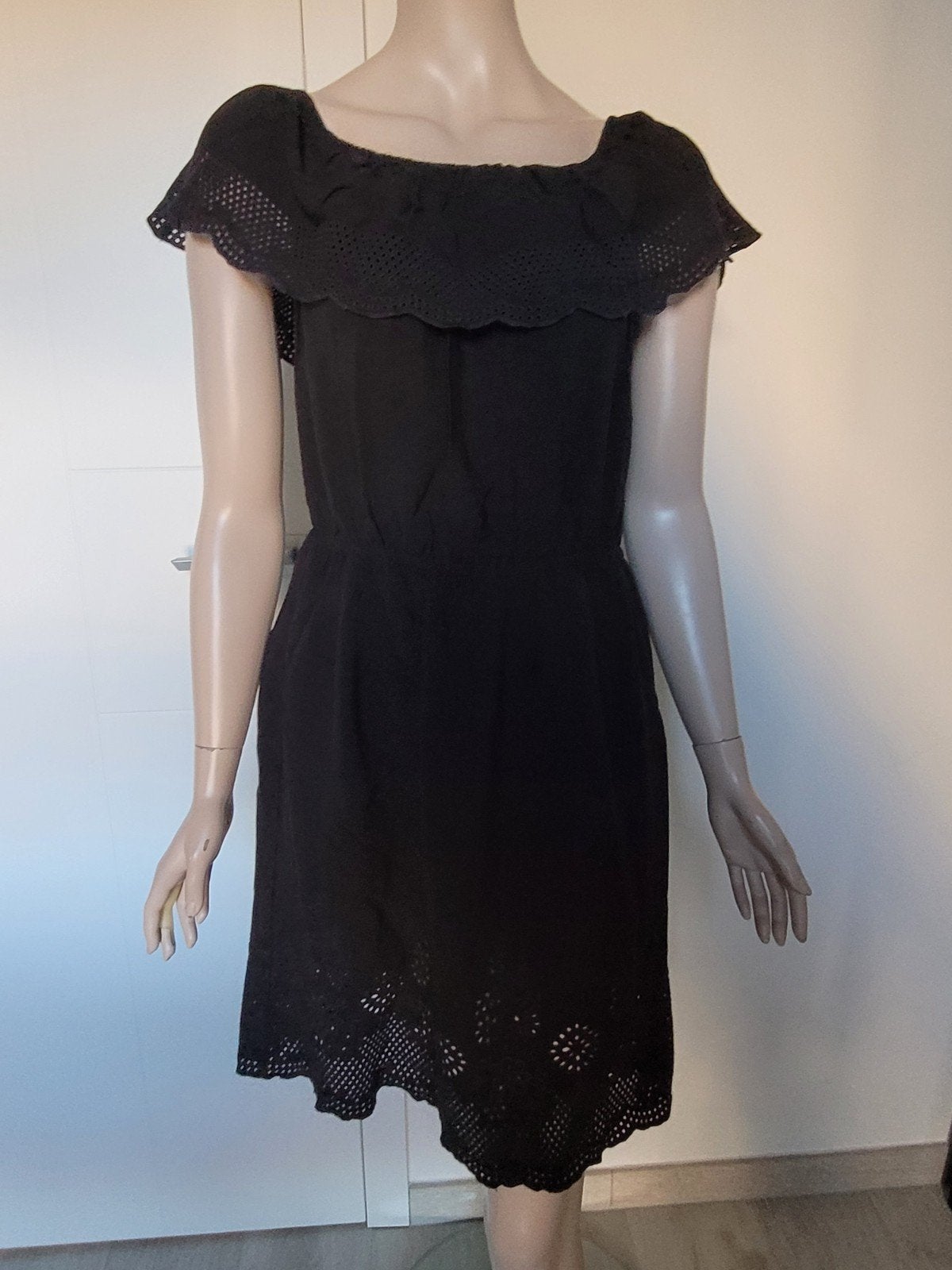 Zwart kleedje Steps maat 42, Kleding | Dames, Jurken, Ophalen of Verzenden, Zwart