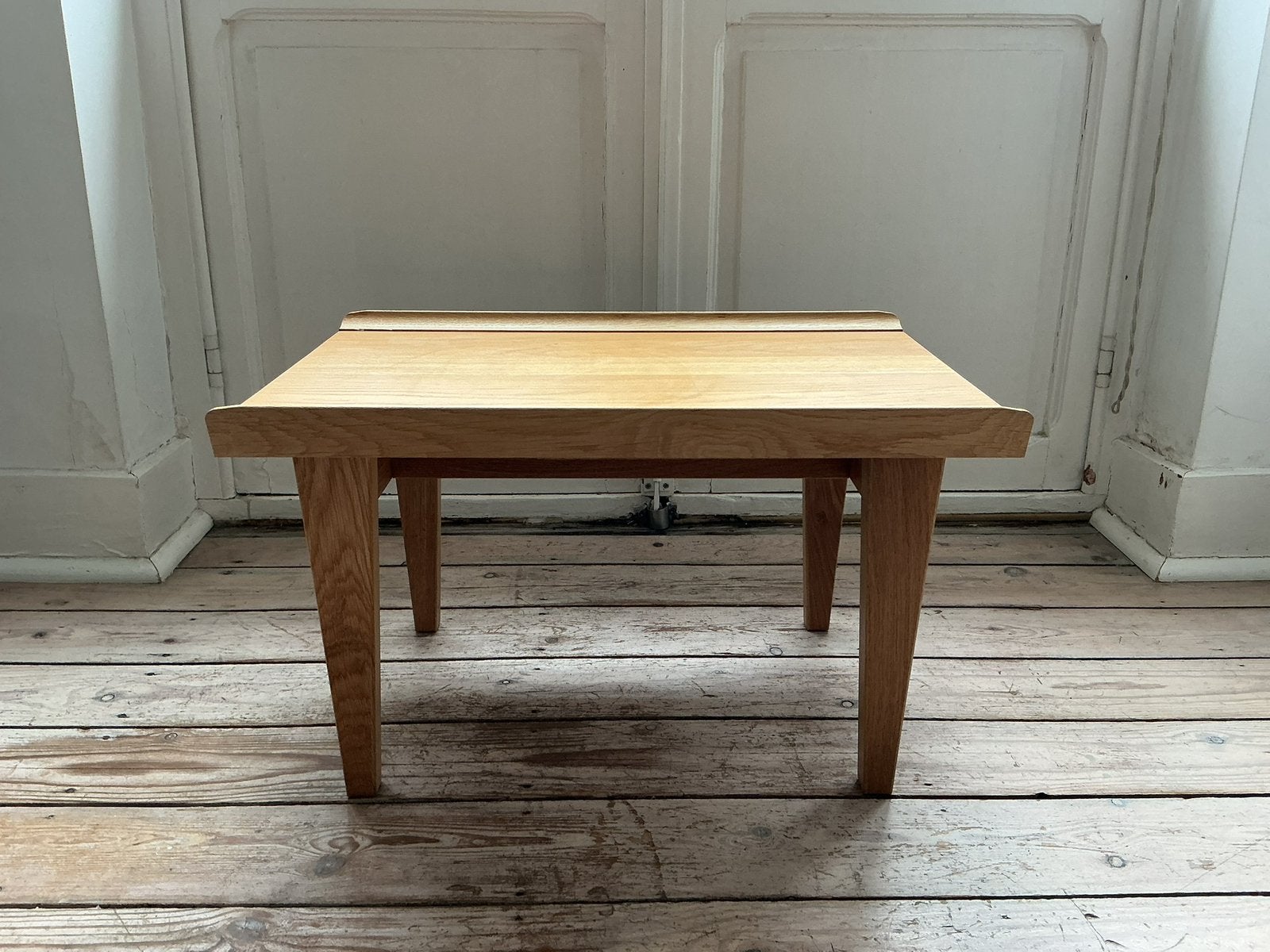 Ikea GUTTANE oak side table / coffee table, Huis en Inrichting, Ophalen, Zo goed als nieuw