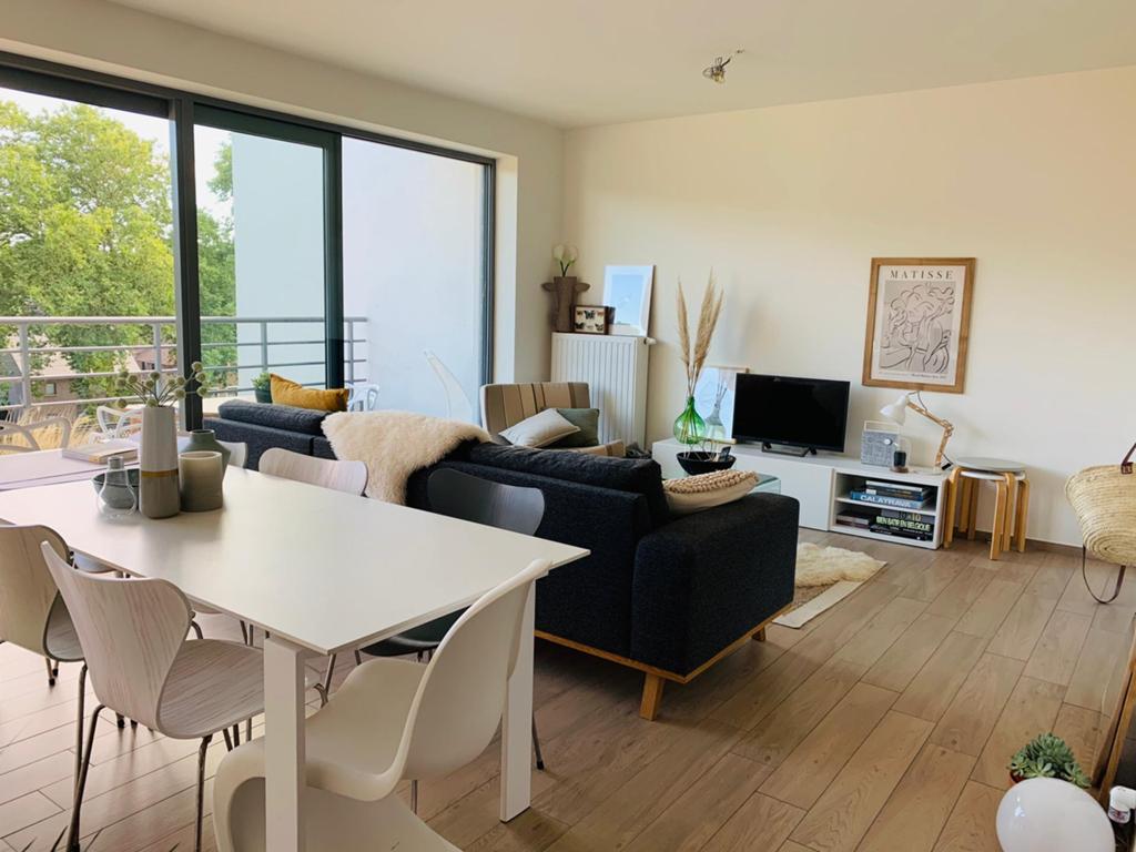Appartement 1 chambre à louer, 50 m² ou plus, Province de Hainaut