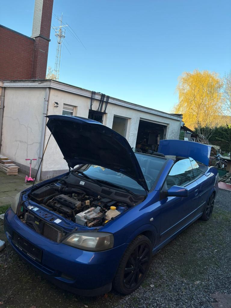 Opel Astra G cabrio blauw, 4 zetels, Zwart, Cabriolet, Blauw