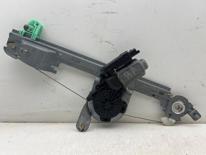 Mécanique vitre 4portes arrière droite d'un Renault Scenic, Renault, -, 3 mois de garantie, Utilisé